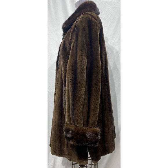 sheared mink stroller w/ LH mink collar + cuffs (89059) - Picture 2 of 3